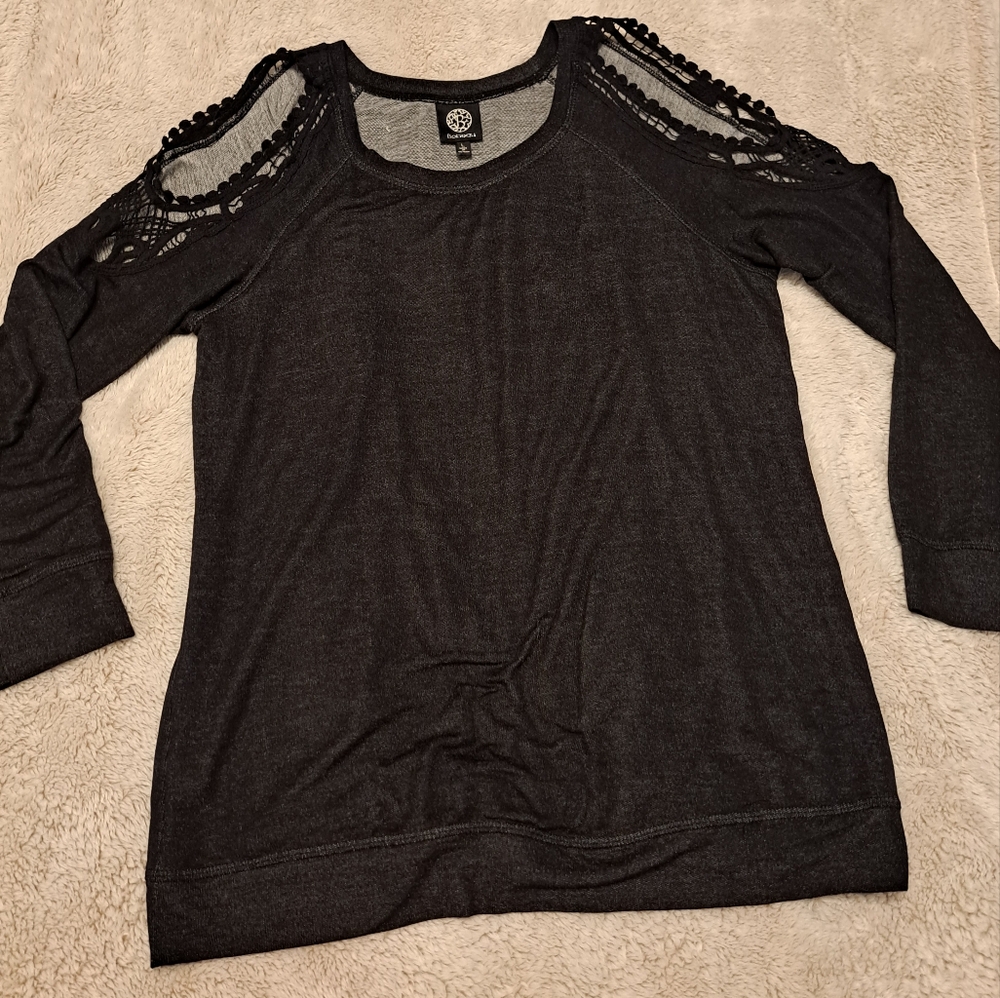 Bobeau long sleeved top